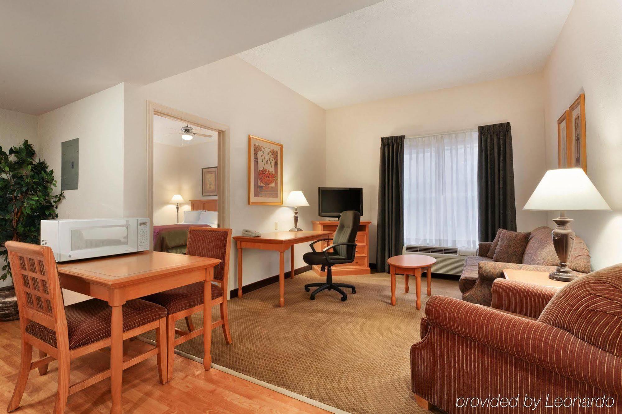Hotel Hyatt House Colorado Springs Airport Exterior foto